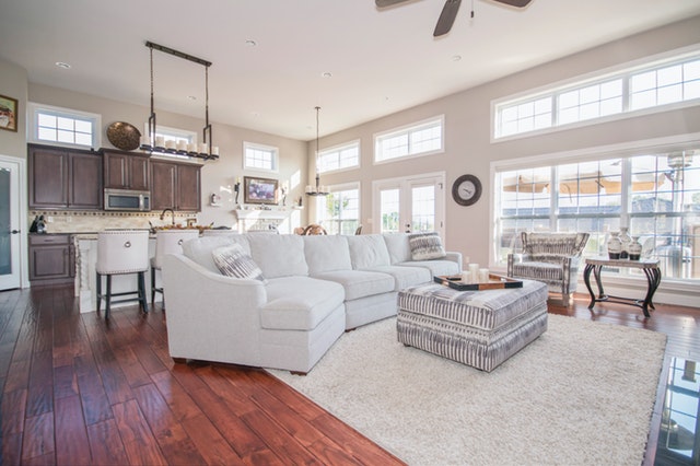 luxury-custom-designed-living-room-with-natural-lighting